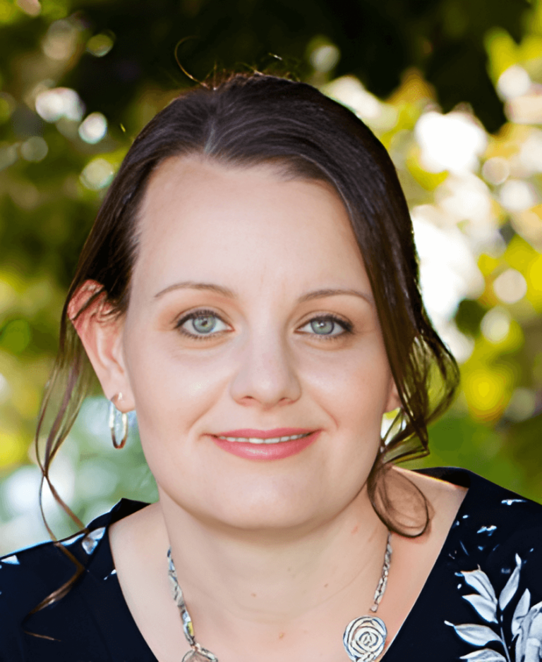 Natalie Bennett, Fraser Valley counsellor